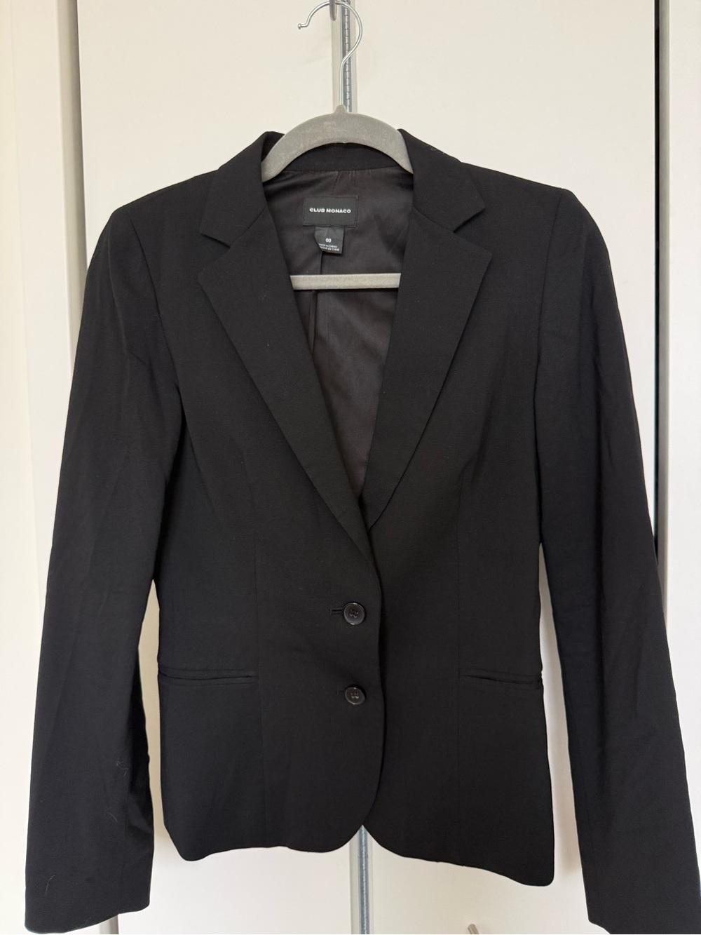 Club Monaco Black Women's Two-Button Tailored Blazer